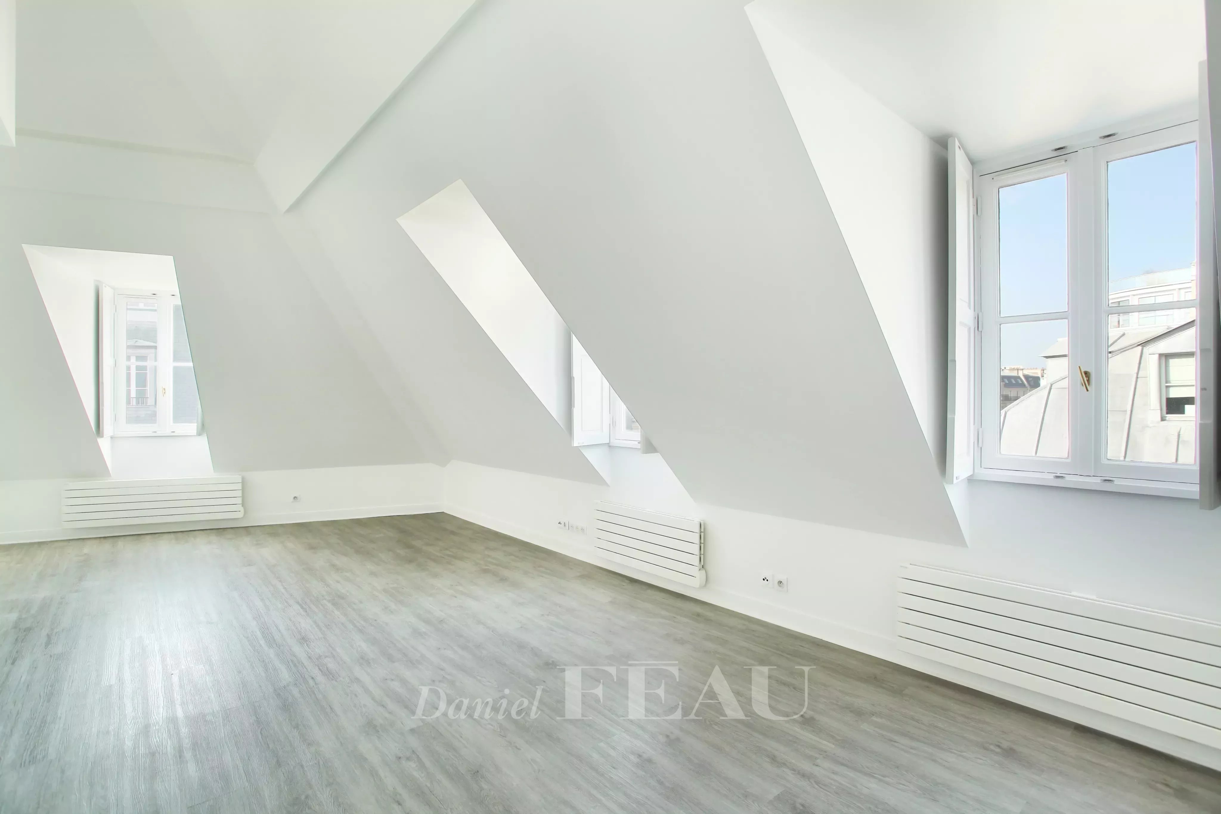 Rental Studio Paris 2nd