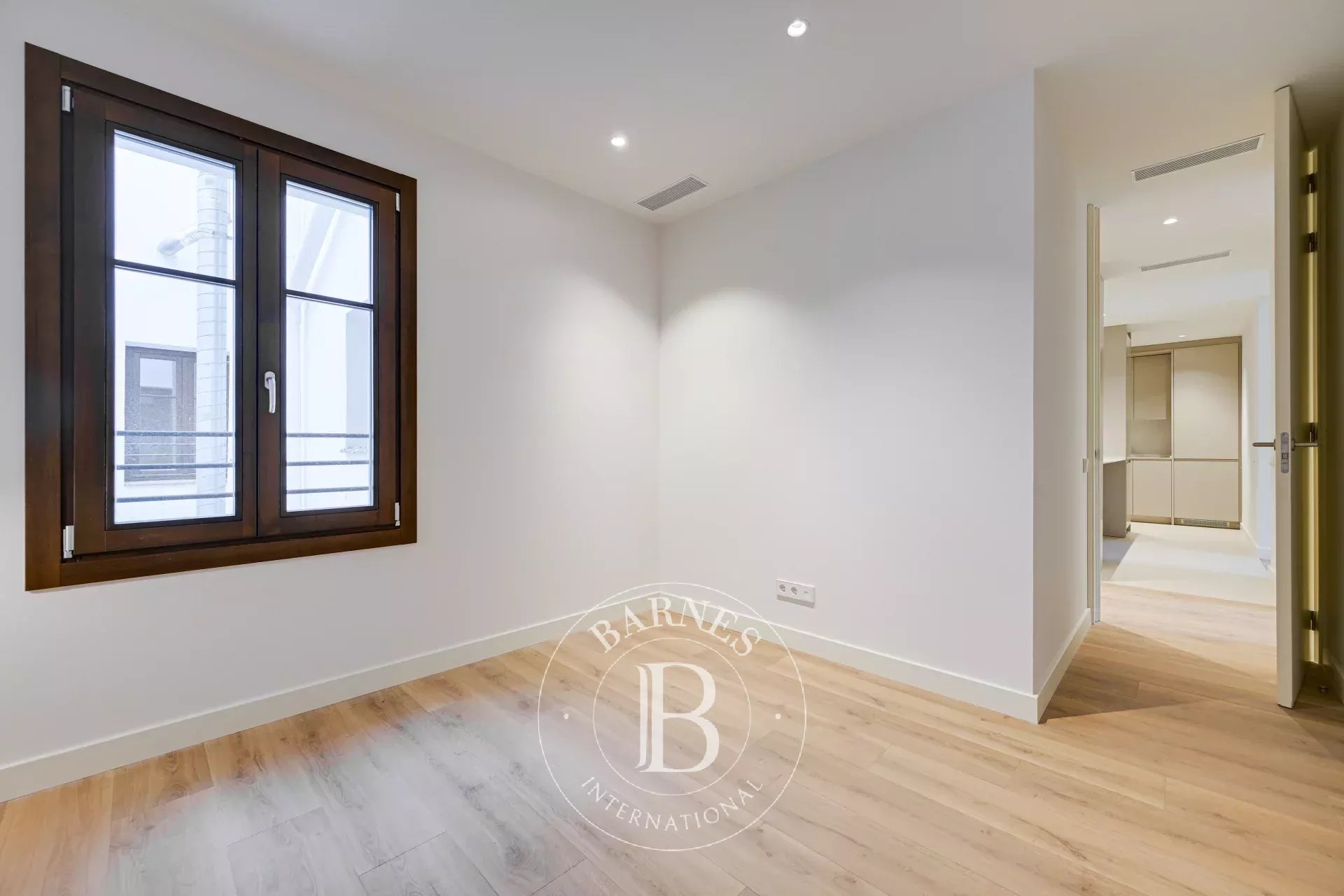 Penthouse Barcelona - picture 14