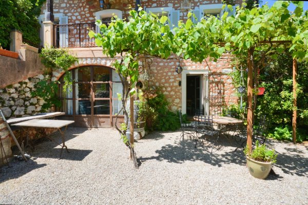 Villa in Roquefort-Les-Pins — photo 5