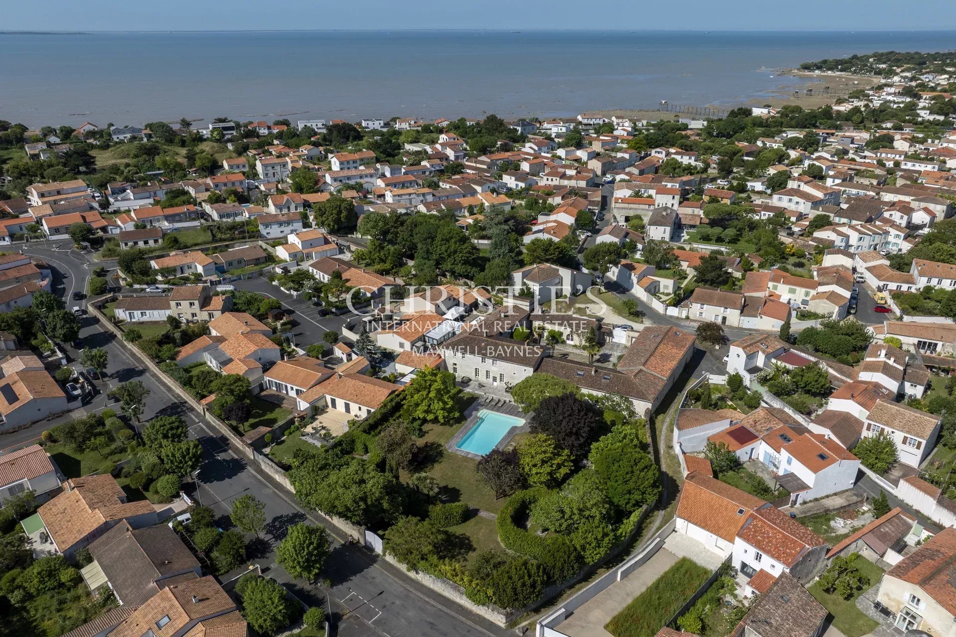 10 Bedroom Villa/Townhouse's Image 3