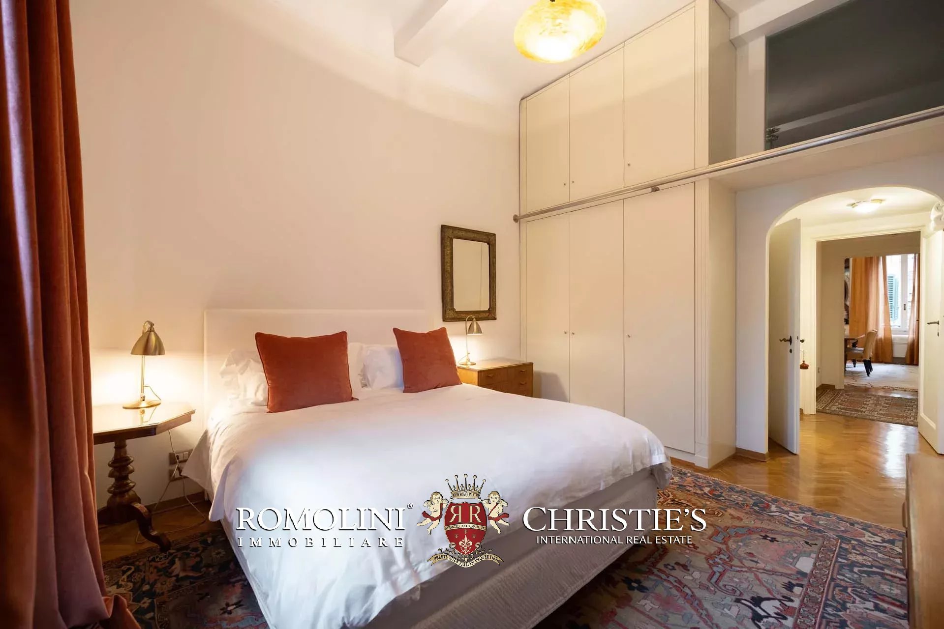 16 Bedroom Villa/Townhouse's Image 143