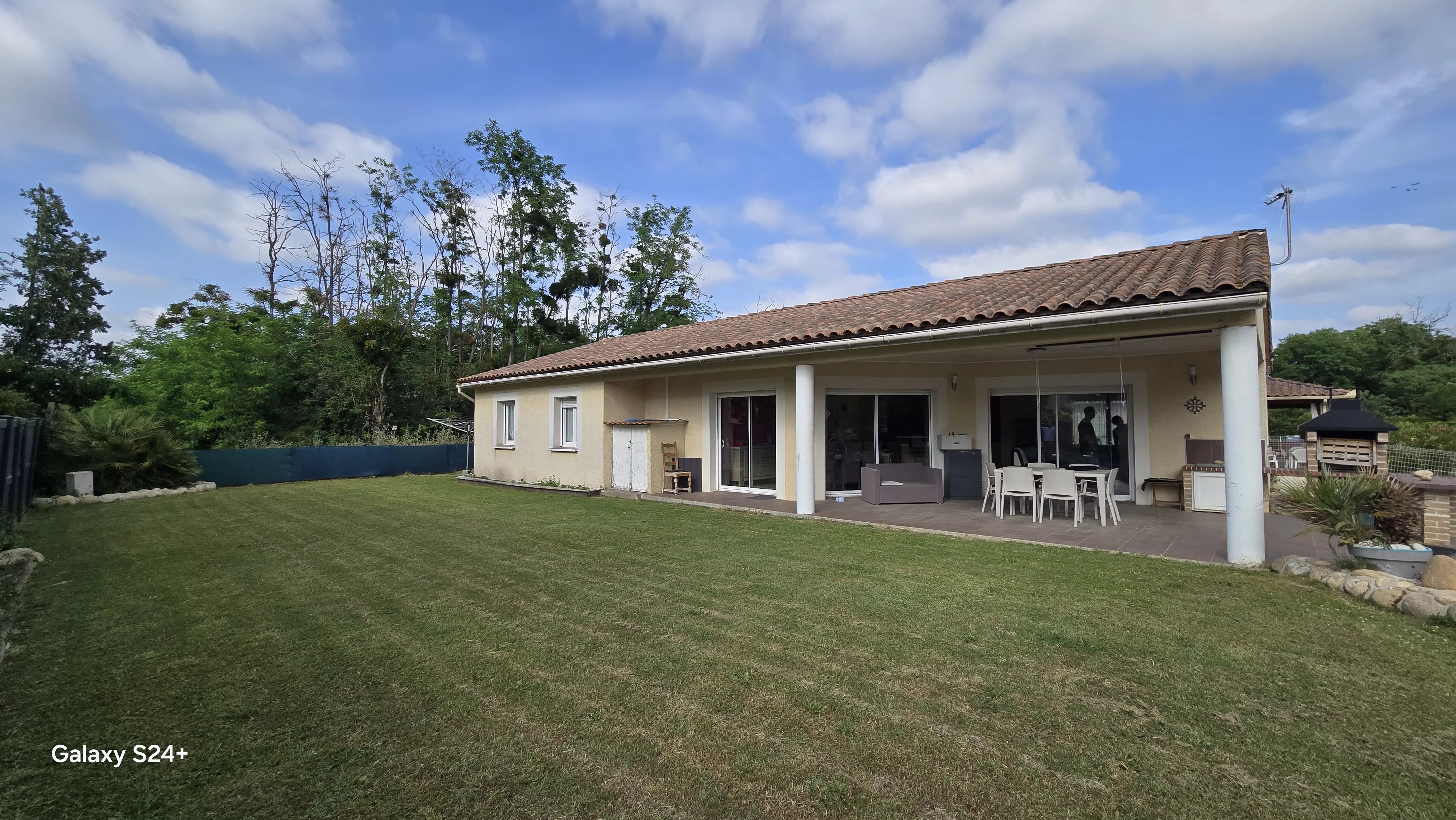 Maison familiale 4 chambres - 110 m² avec piscine