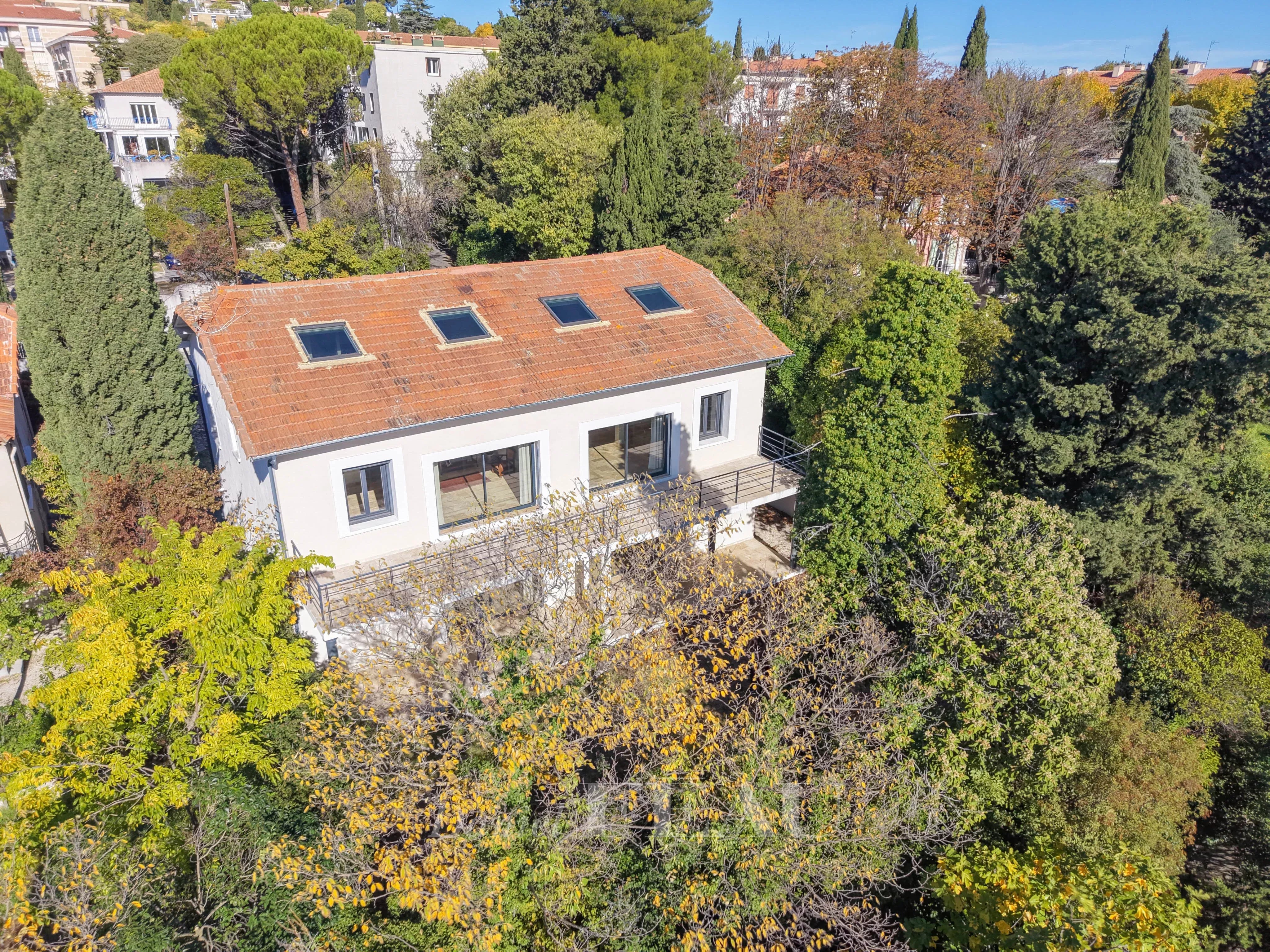 Aix-en-Provence  - A peaceful period property