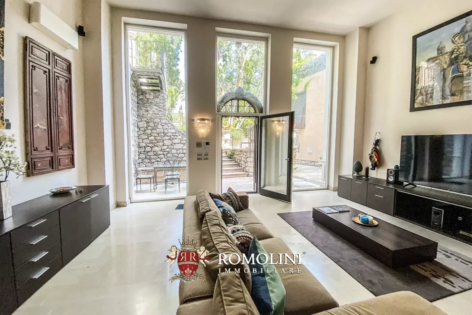 LUXURY SEA VIEW VILLA WITH POOL FOR SALE IN TAORMINA, SICILY