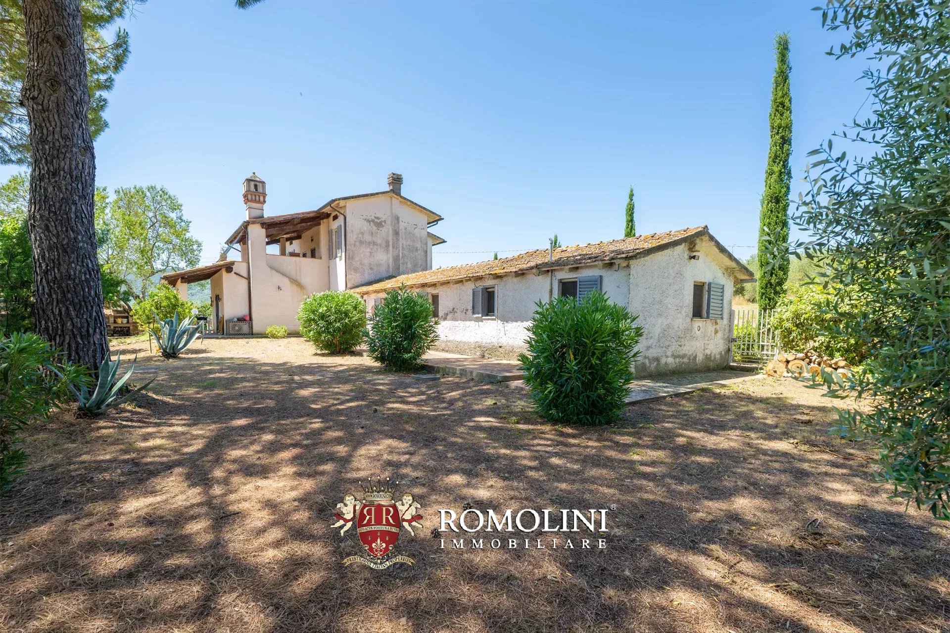 6 Bedroom Villa/Townhouse's Image 11