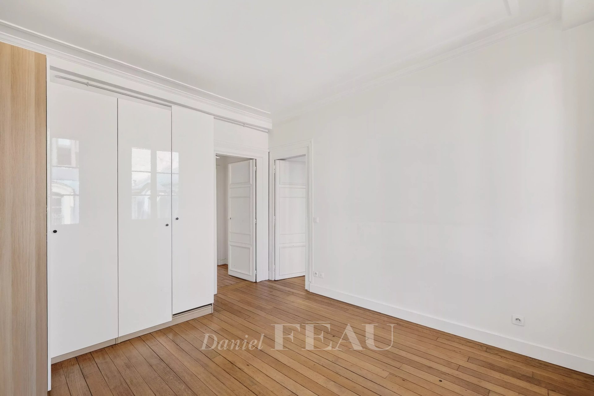 2 Bedroom Apartment/Flat's Image 4