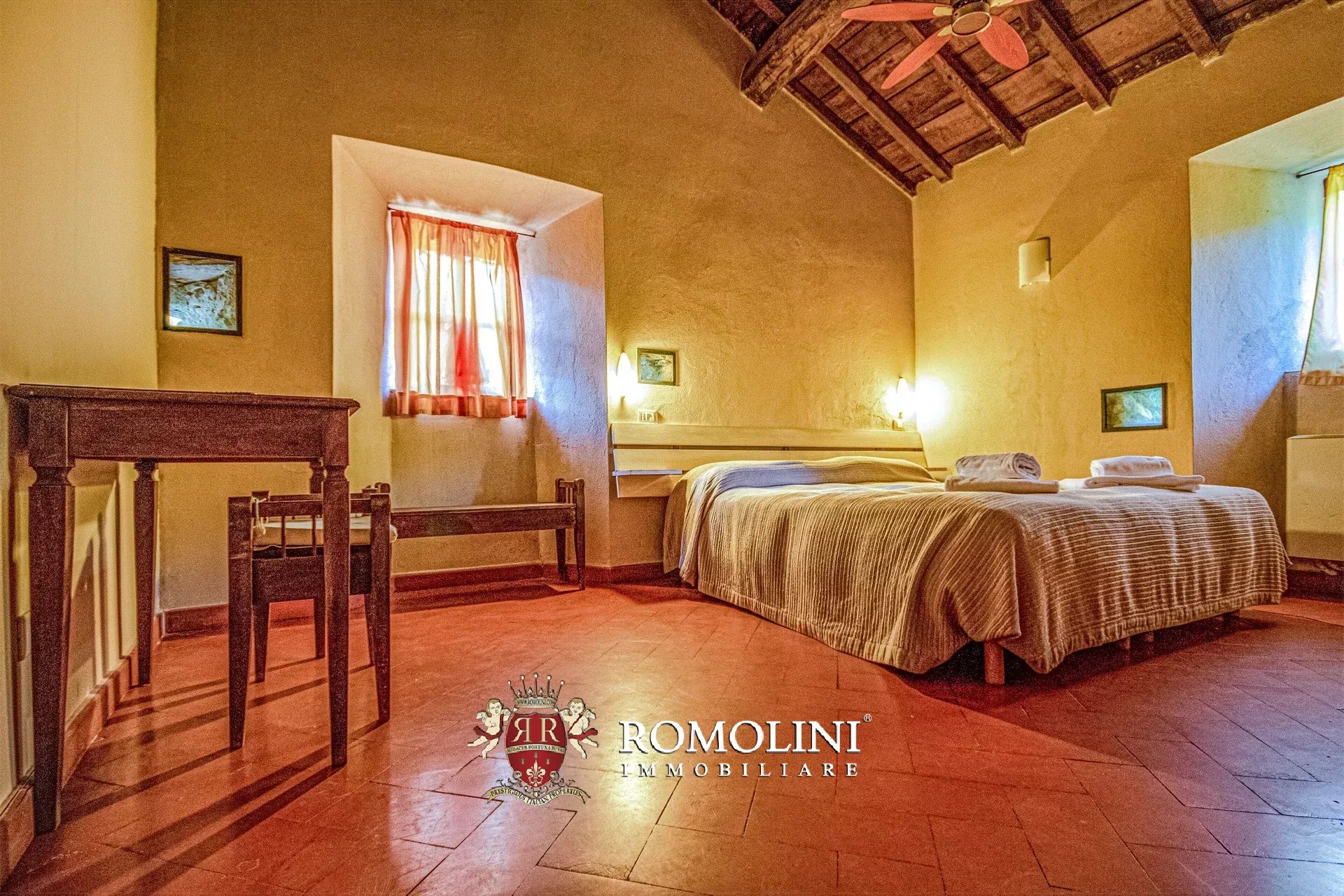 10 Bedroom Chateau's Image 28