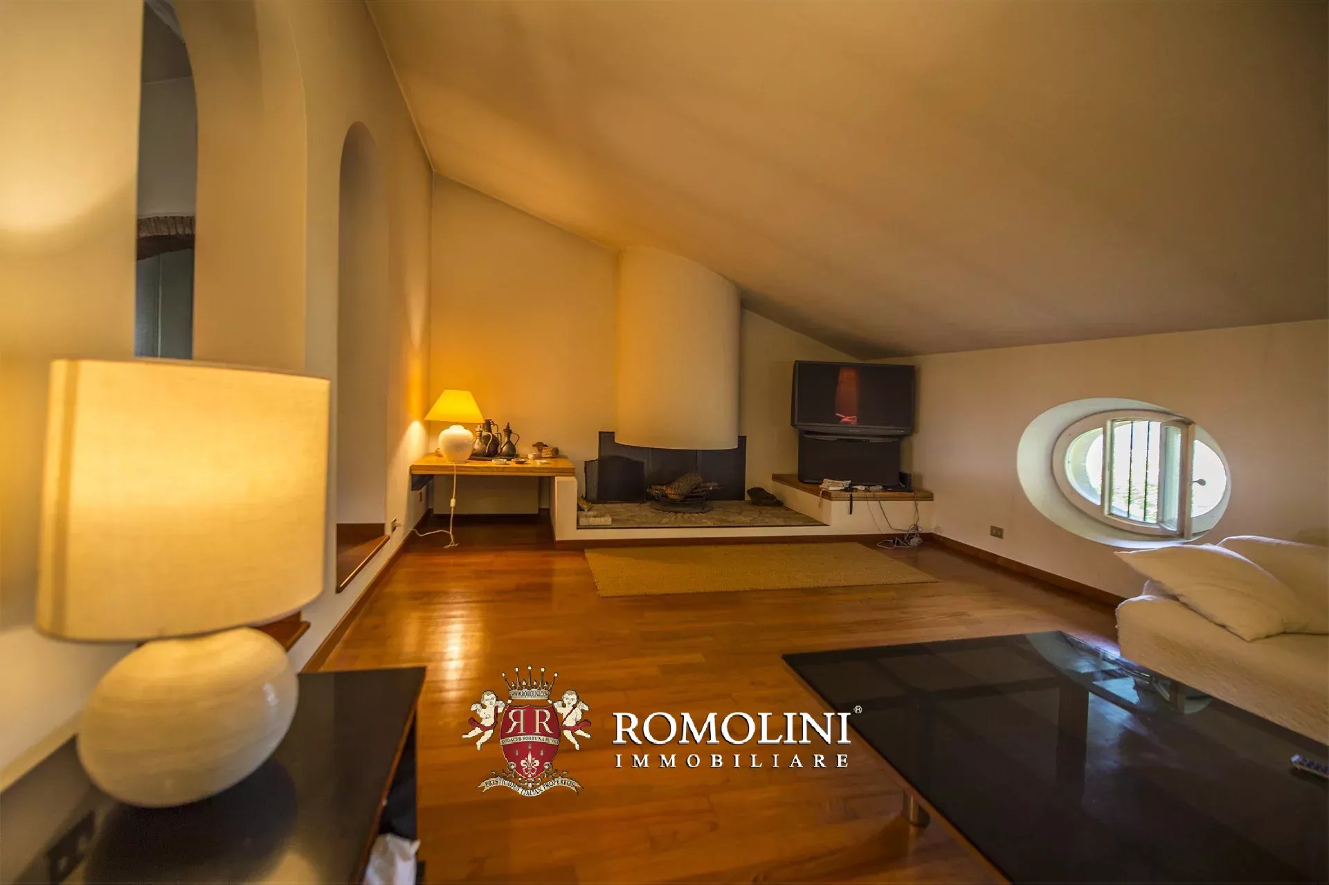 10 Bedroom Villa/Townhouse's Image 53