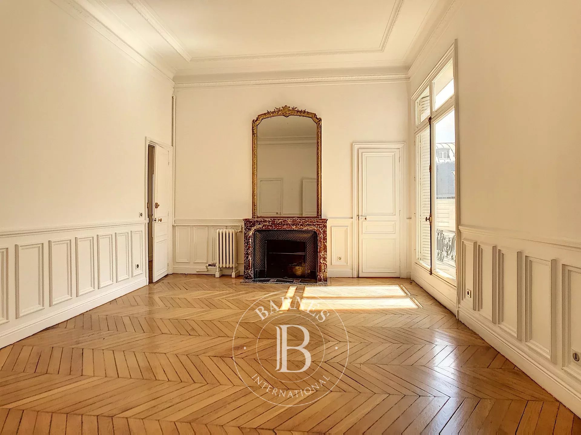 Daire Paris 8ème - picture 6