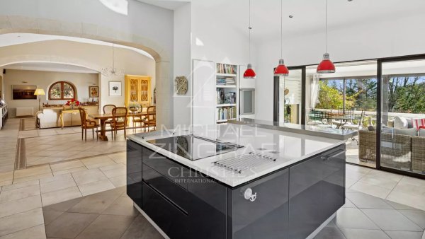 Elegant Property in a Sought-After Area of Montauroux — photo 6