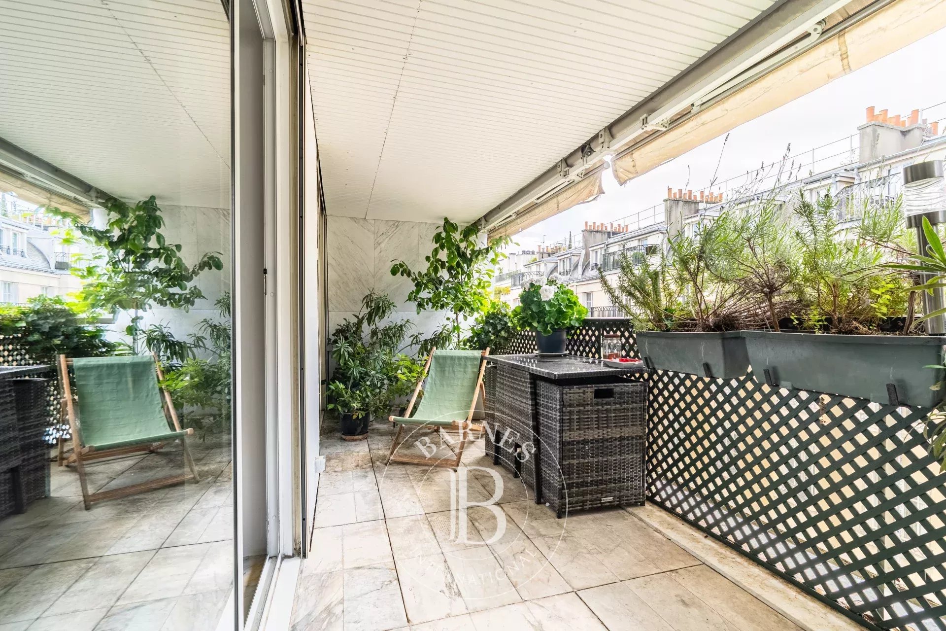 Exclusive listing Paris 16 - Muette - Apartment with balconies/terraces - 3 bedrooms - upper floor