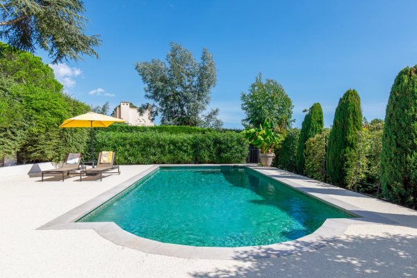 Sea View Villa for Sale in Prime Location with Pool House — photo 2