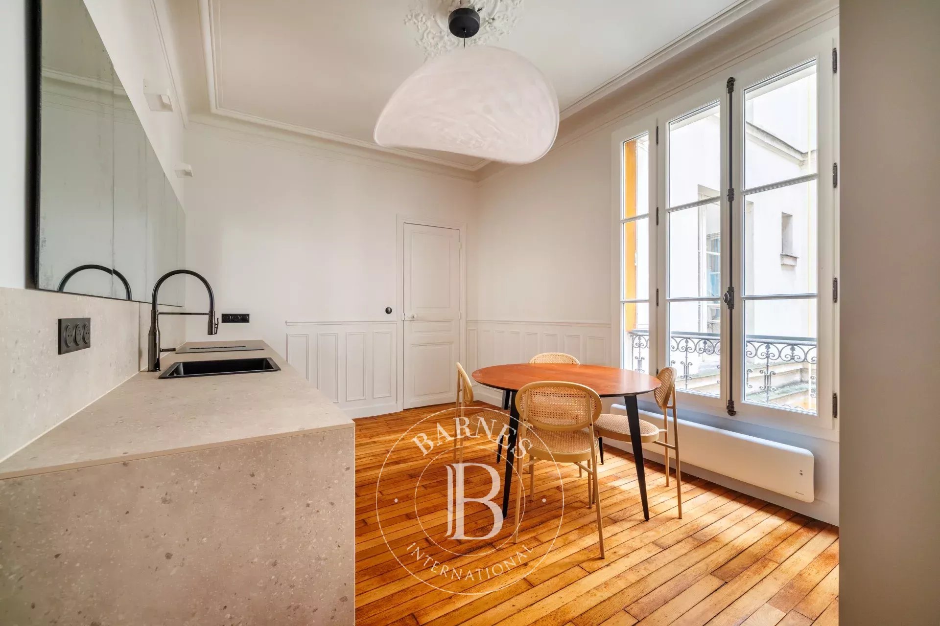 Daire Paris 3ème - picture 6