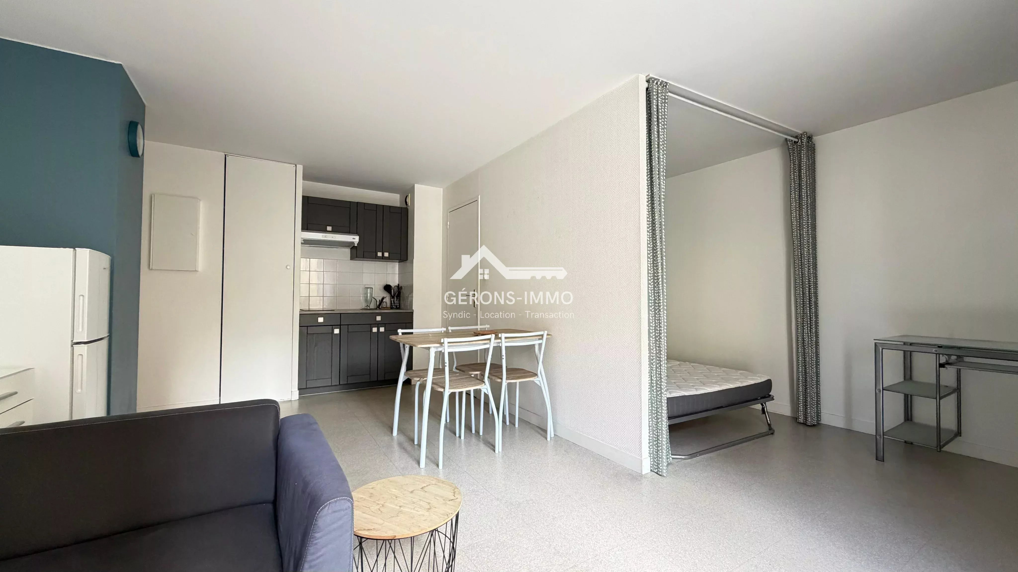 Location: Appartement STUDIO – Nantes, République
