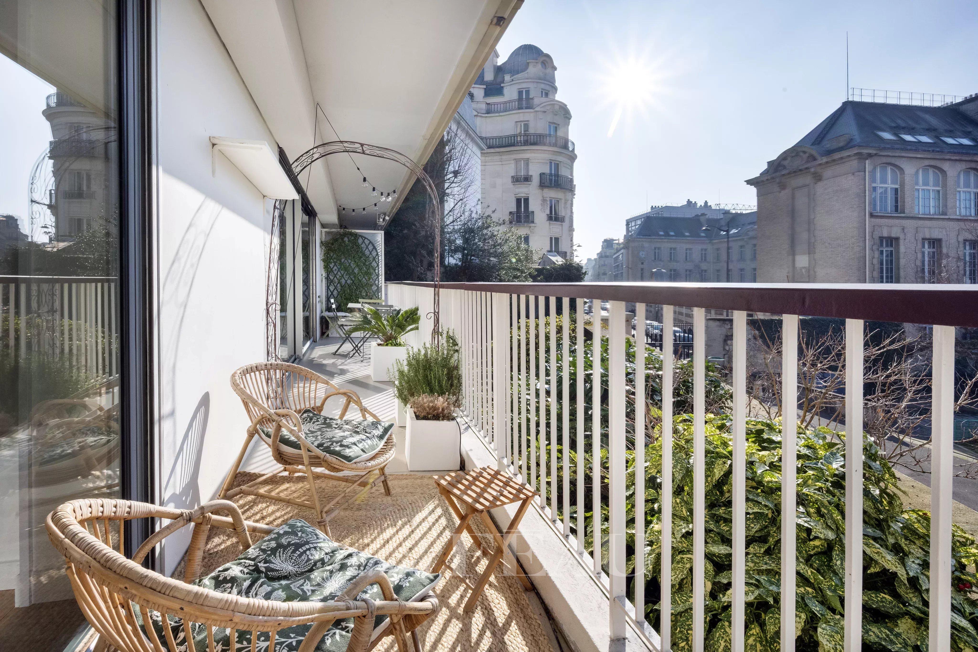 Paris Ve - Luxembourg - Terrasses - 5 chambres