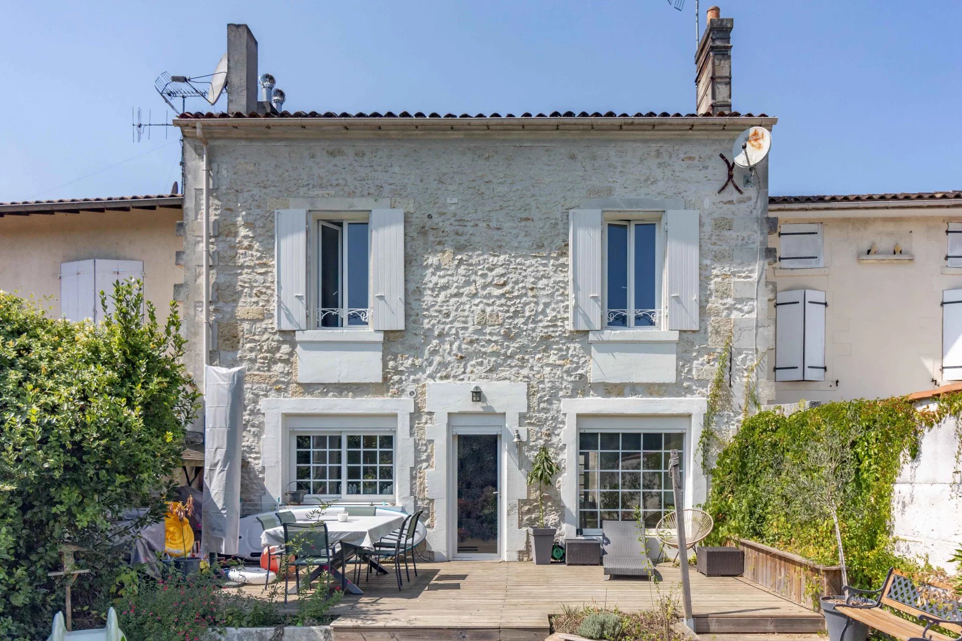 Belle maison de ville spacieuse, à quelques pas du cœur de Cognac