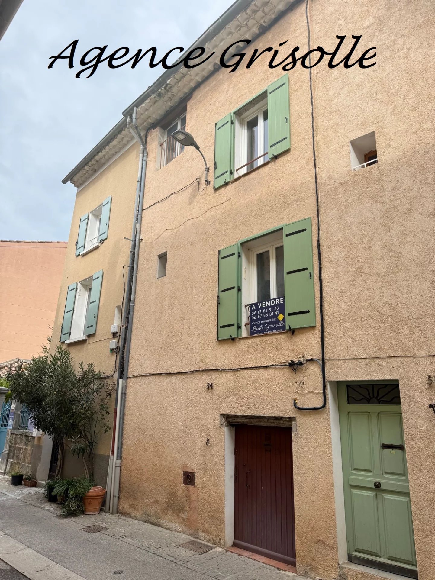 Agence immobilière de 