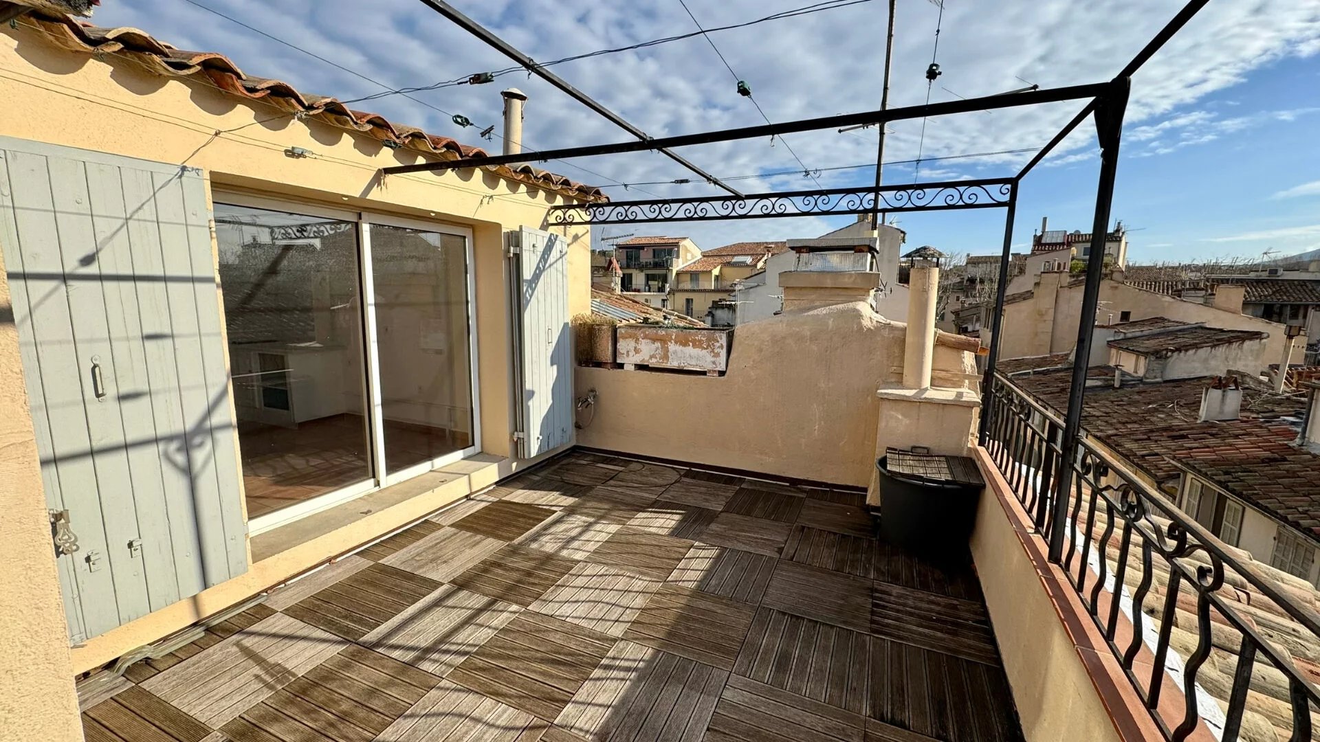 LOFT RUE CELONY