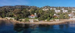 Waterfront Villa Vallauris: Exceptional Family Estate near Golf Juan — photo 7 of 8