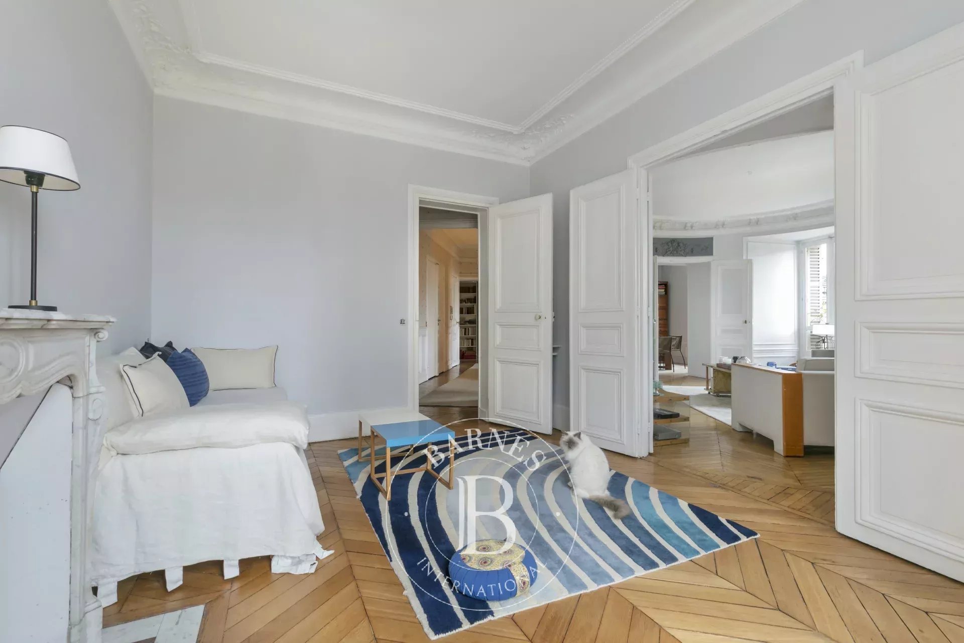 Daire Paris 8ème - picture 11