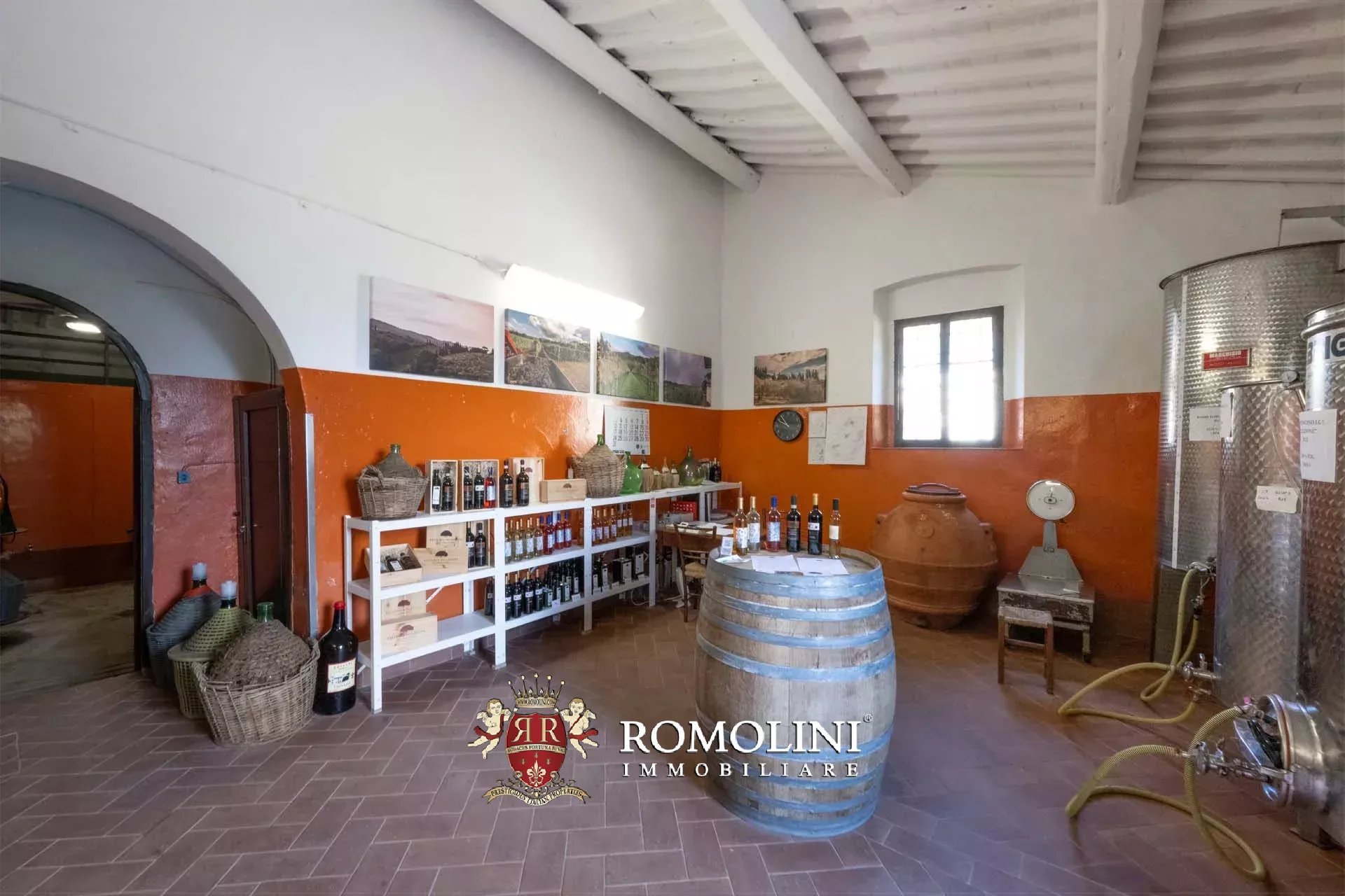 27 Bedroom Vineyard's Image 85