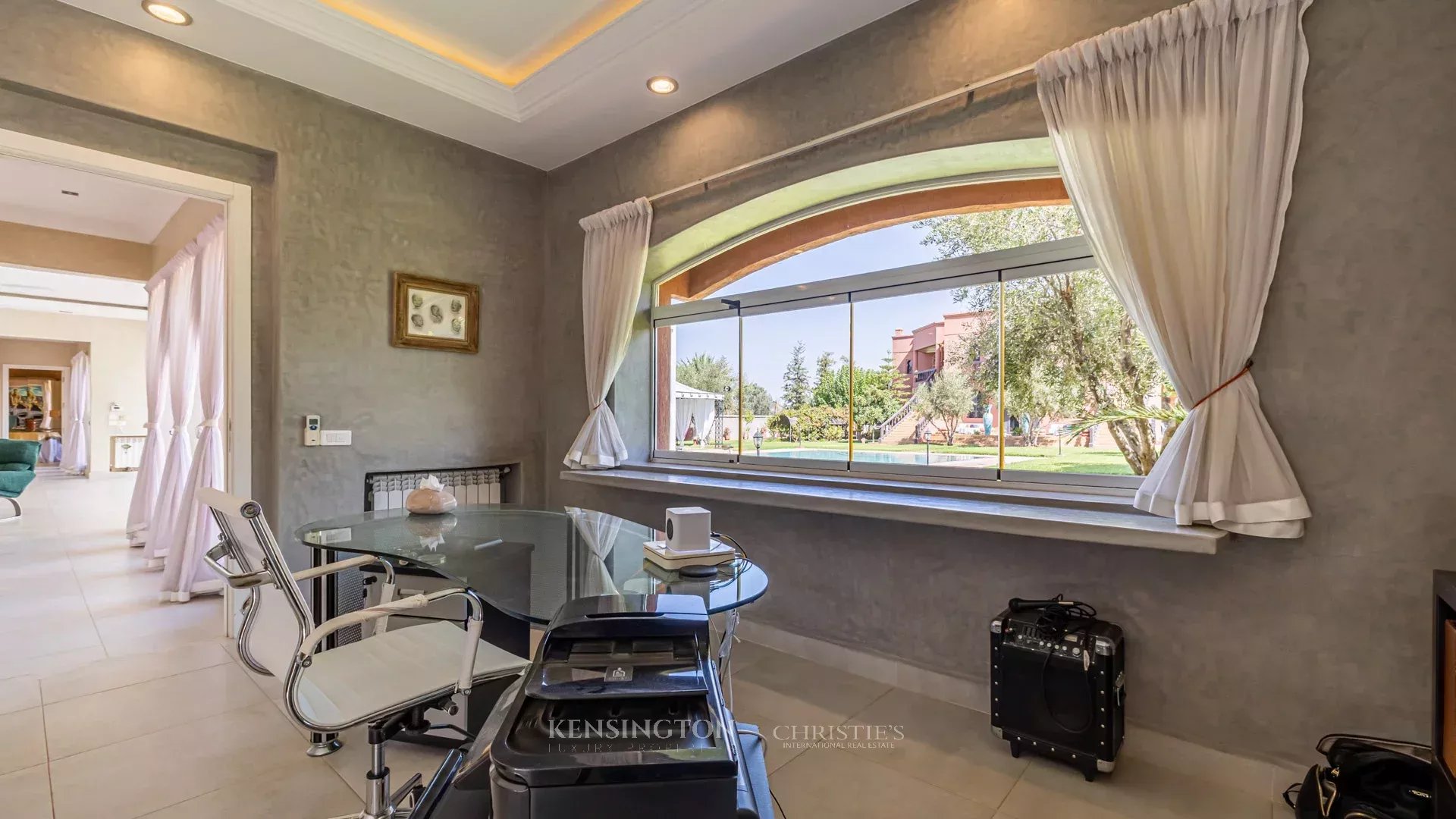 9 Bedroom Villa/Townhouse's Image 5