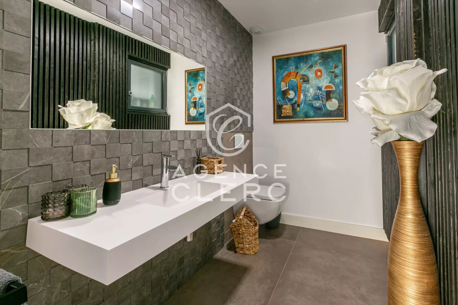 5 Bedroom Villa/Townhouse's Image 20
