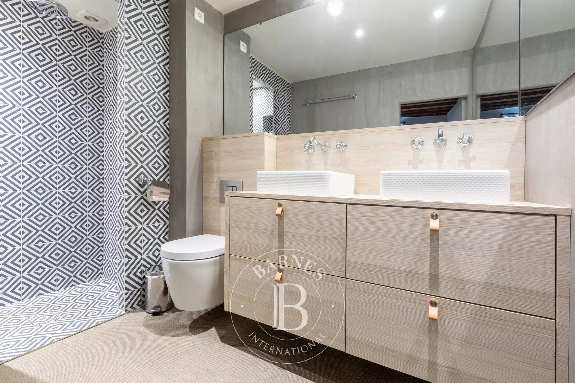 Daire Paris 3ème - picture 7