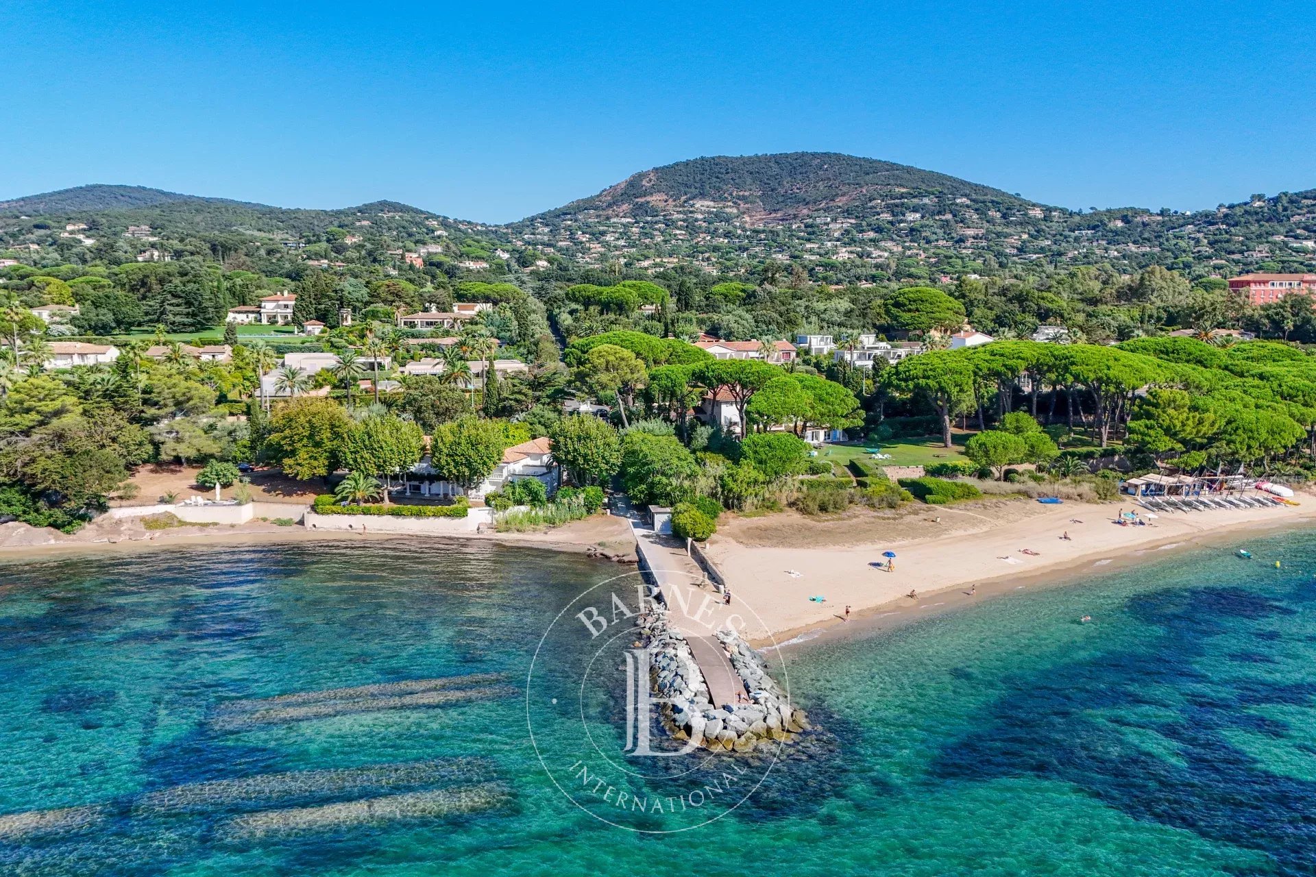 GRIMAUD - MODERN APARTMENT - NEAR GOLF AND SEA