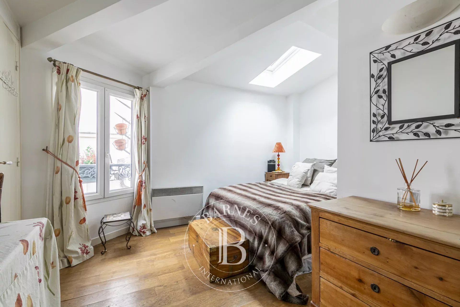 Daire Paris 6ème - picture 12