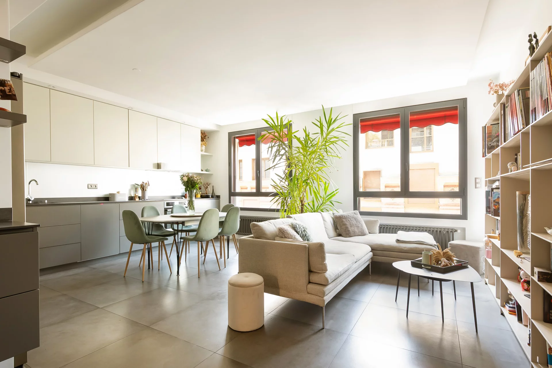 Paris 16e - PLACE VICTOR HUGO