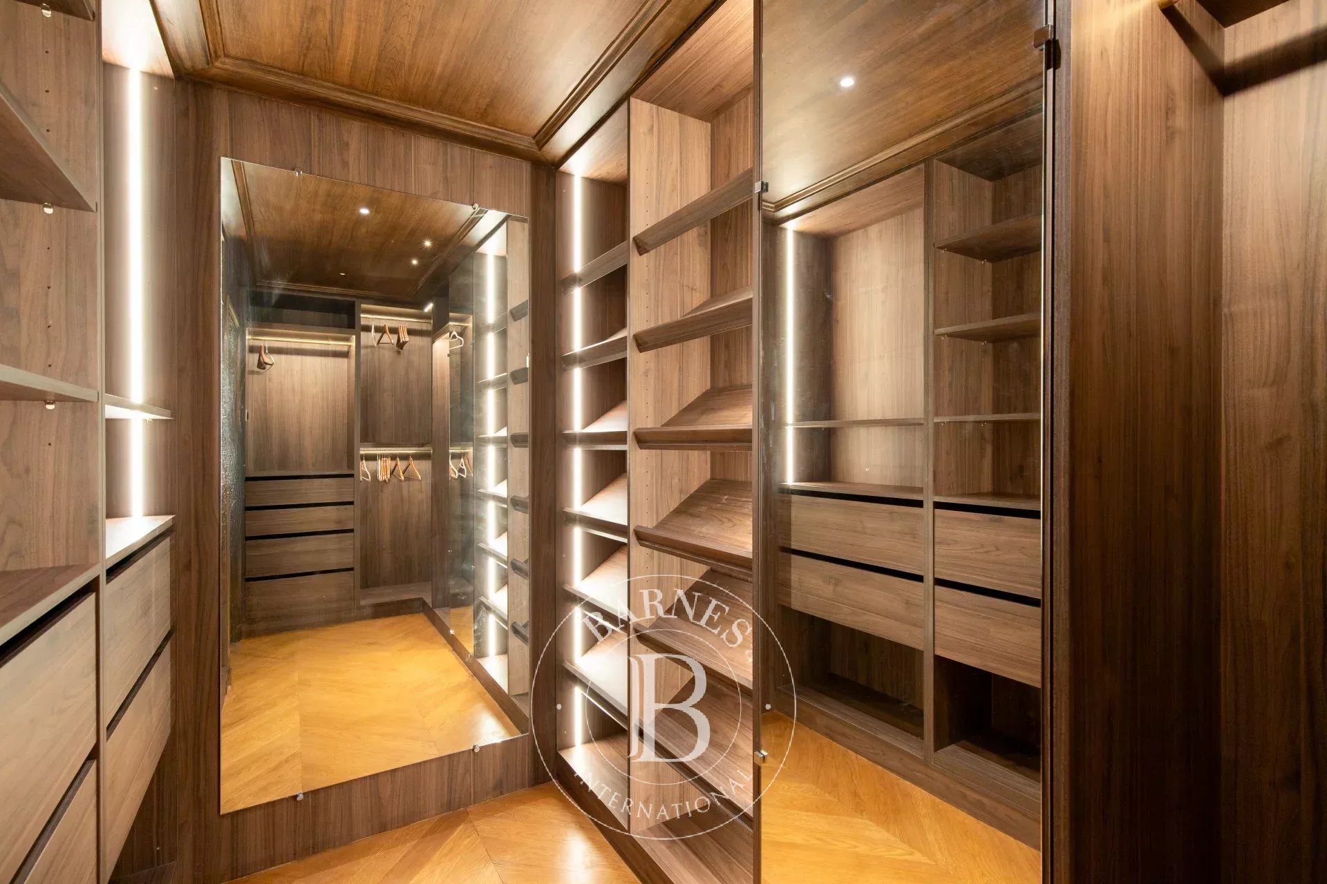 Daire Paris 8ème - picture 11