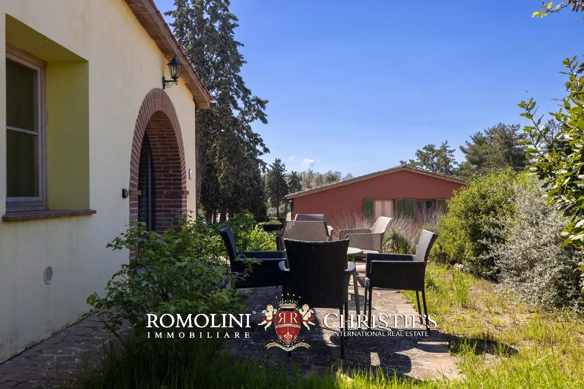 LUXUSANLAGE MIT 19 WOHNUNGEN IN DER TOSKANA, VAL D'ORCIA