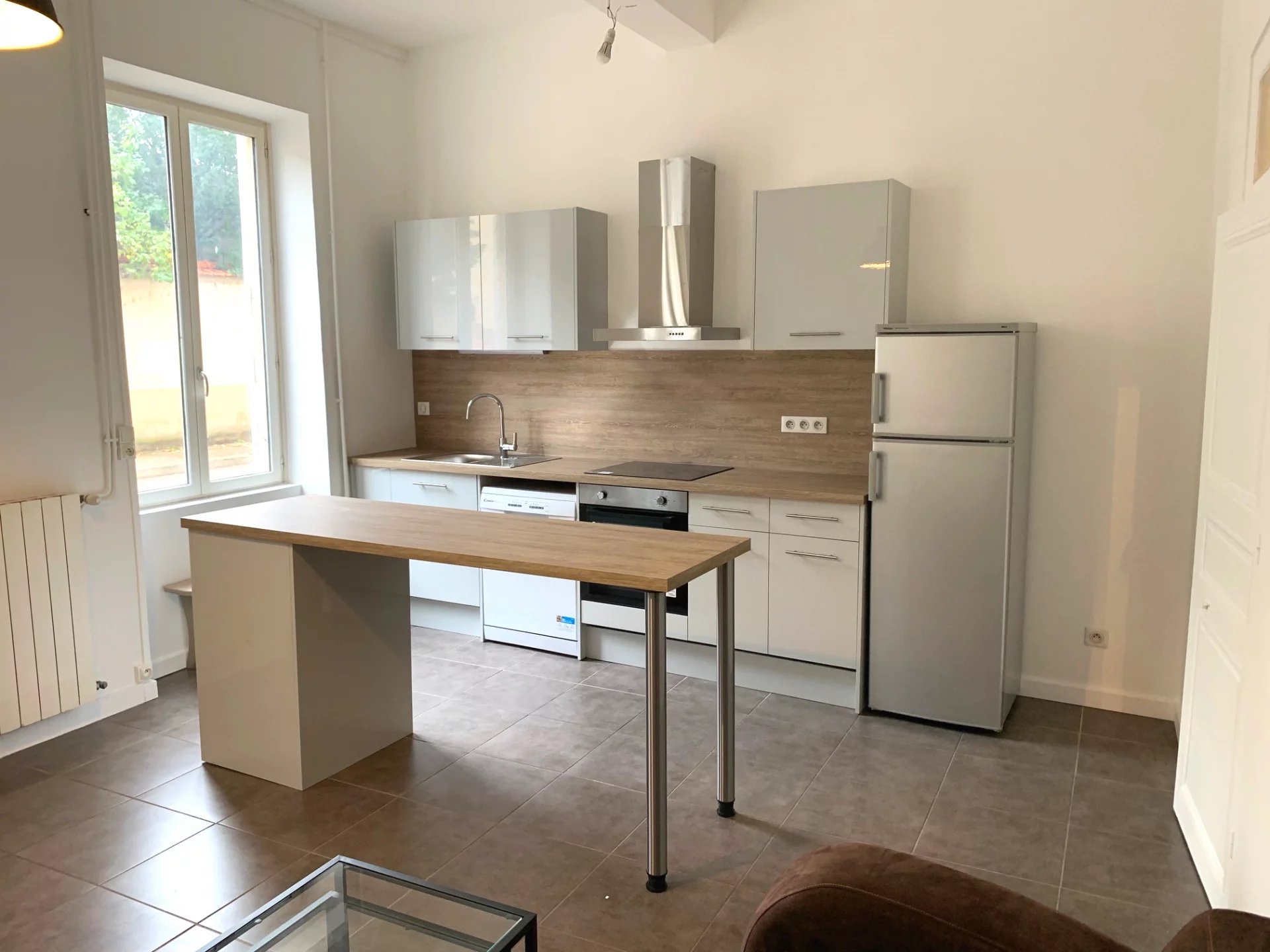 JOLI T3 MEUBLE EN DUPLEX - MONTMERLE