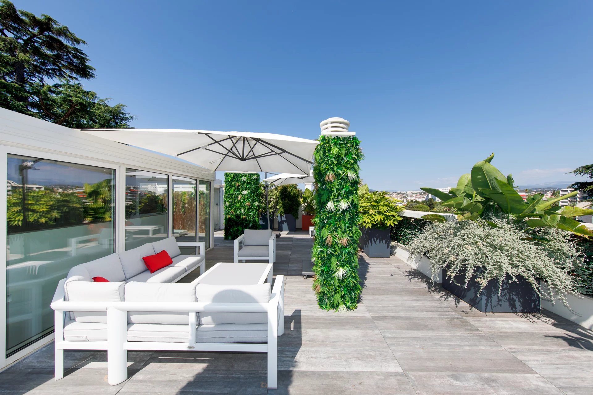 CANNES CALIFORNIE - BEAUTIFUL PENTHOUSE