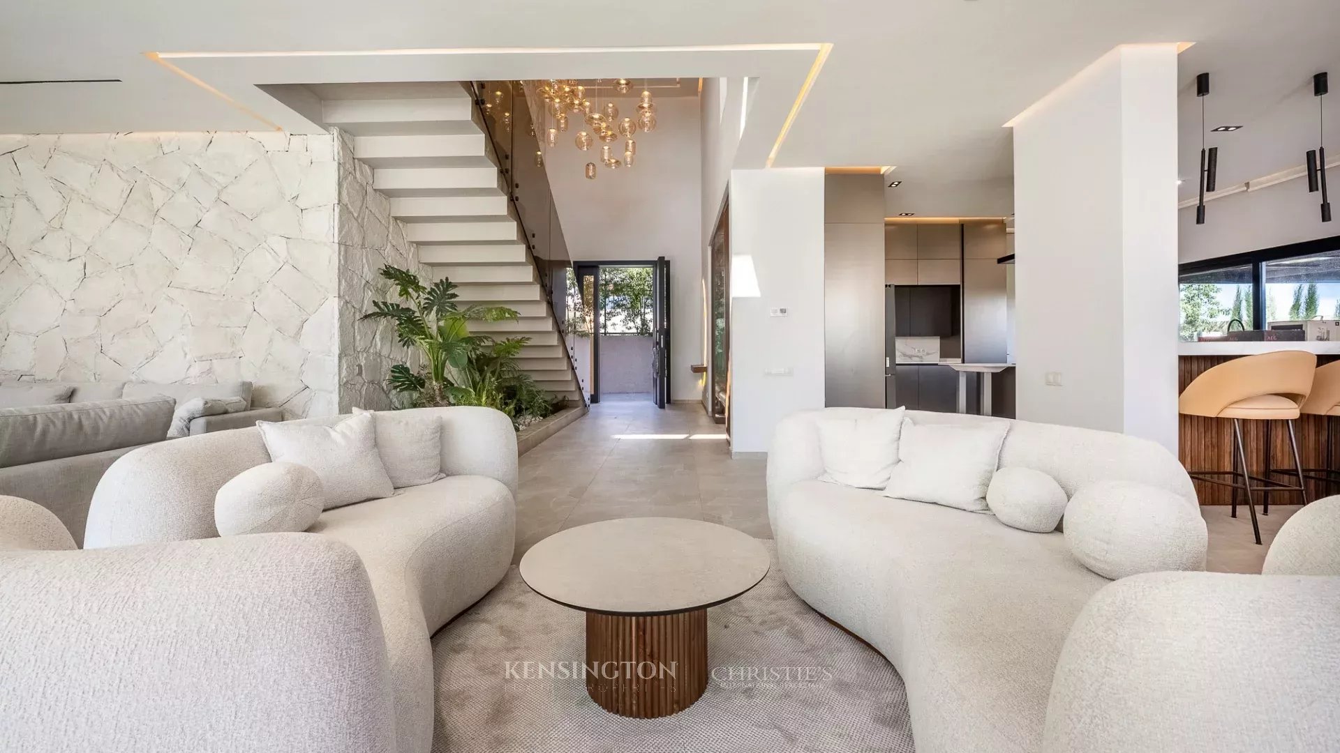 5 Bedroom Villa/Townhouse's Image 10
