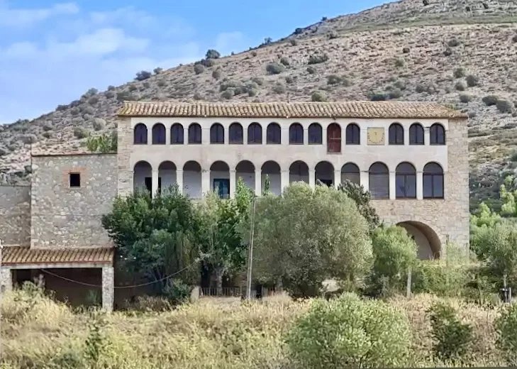 Masia Historique au Héritage Littéraire au Cœur du Triangle d’Or de l’Empordà