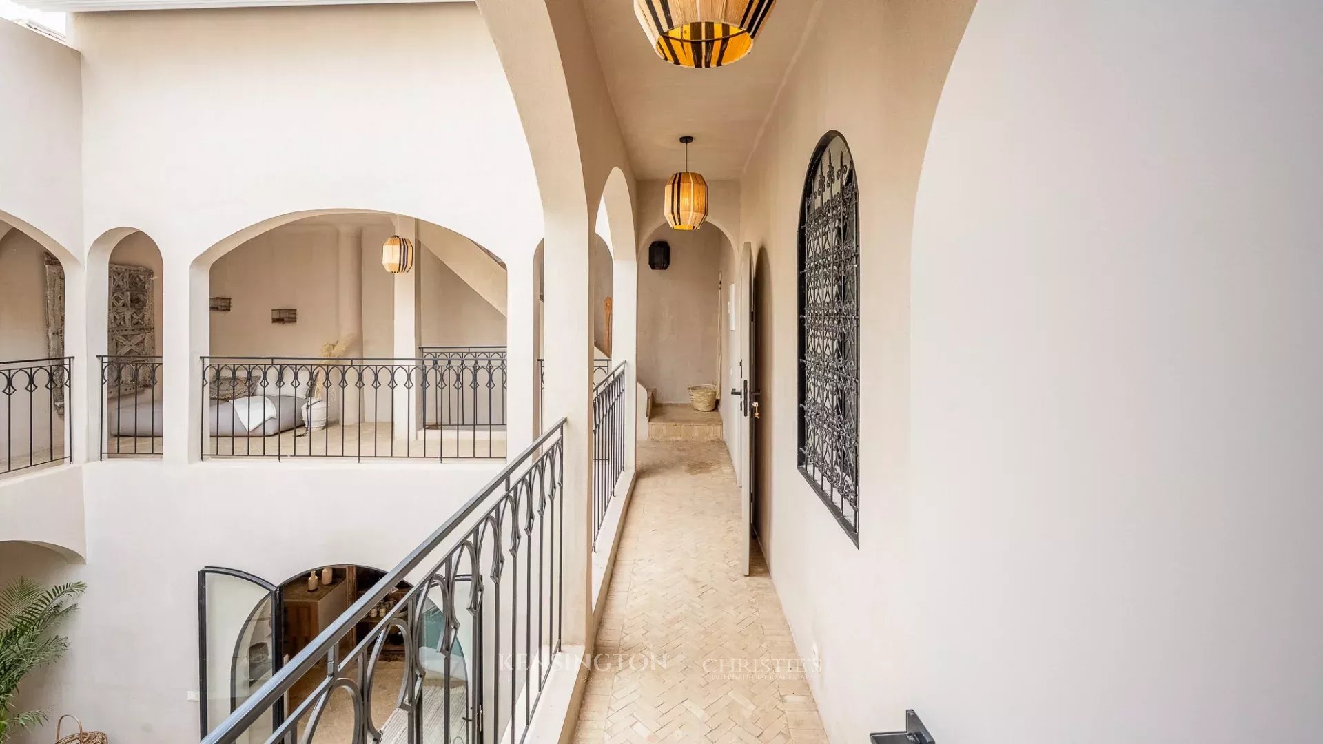 5 Bedroom Villa/Townhouse's Image 22