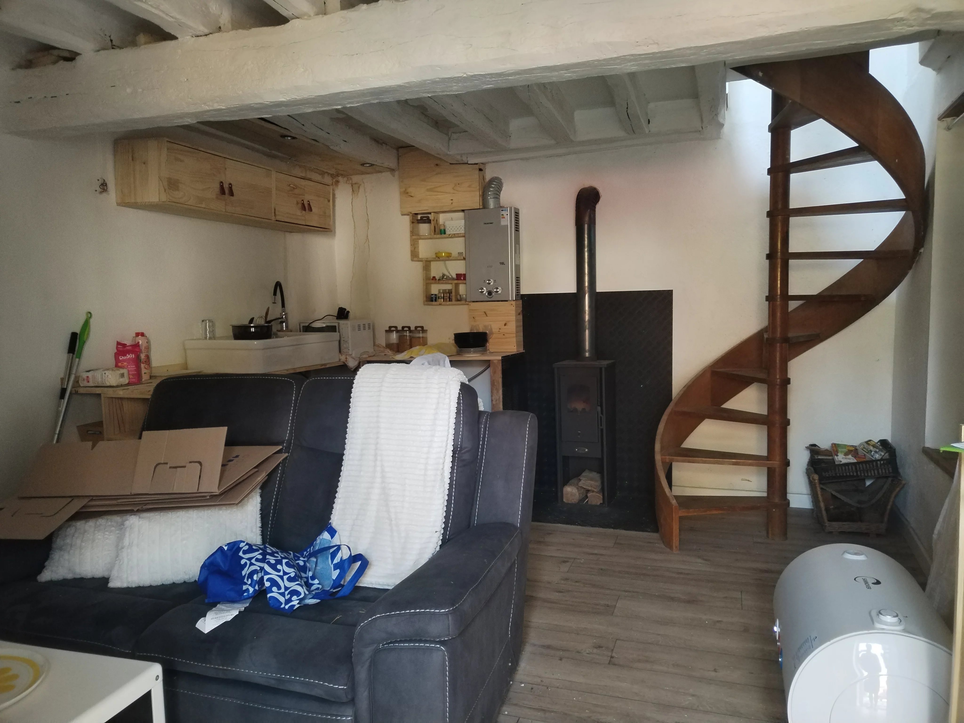 CORPS DE FERME À RÉNOVER – TROIS HABITATIONS – TERRAIN DE 6 836 M² — photo 3
