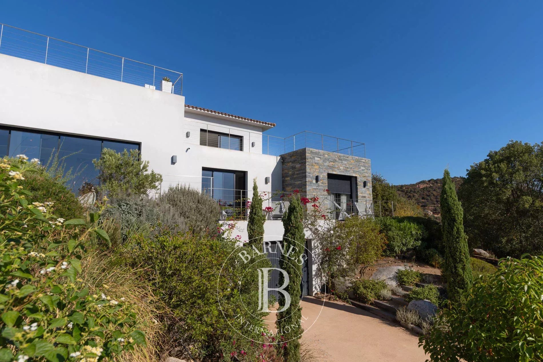 Sainte-Lucie-de-Porto-Vecchio  - Villa  - picture 5