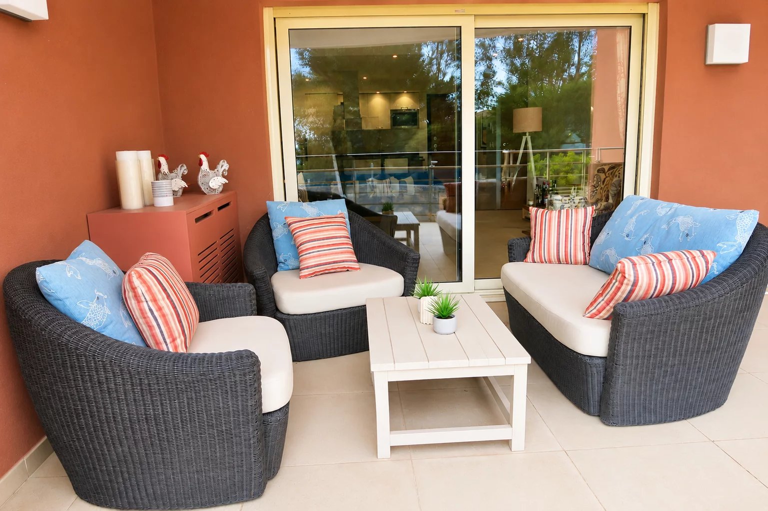 Image of Apartment - 2 Bedrooms for Sale in Alpes-Maritimes-Théoule-sur-Mer-France, Image 4