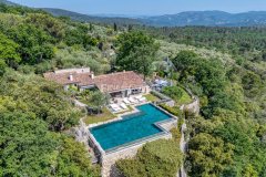 Estate for sale in Saint-Cezaire-sur-Siagne — photo 1 of 7