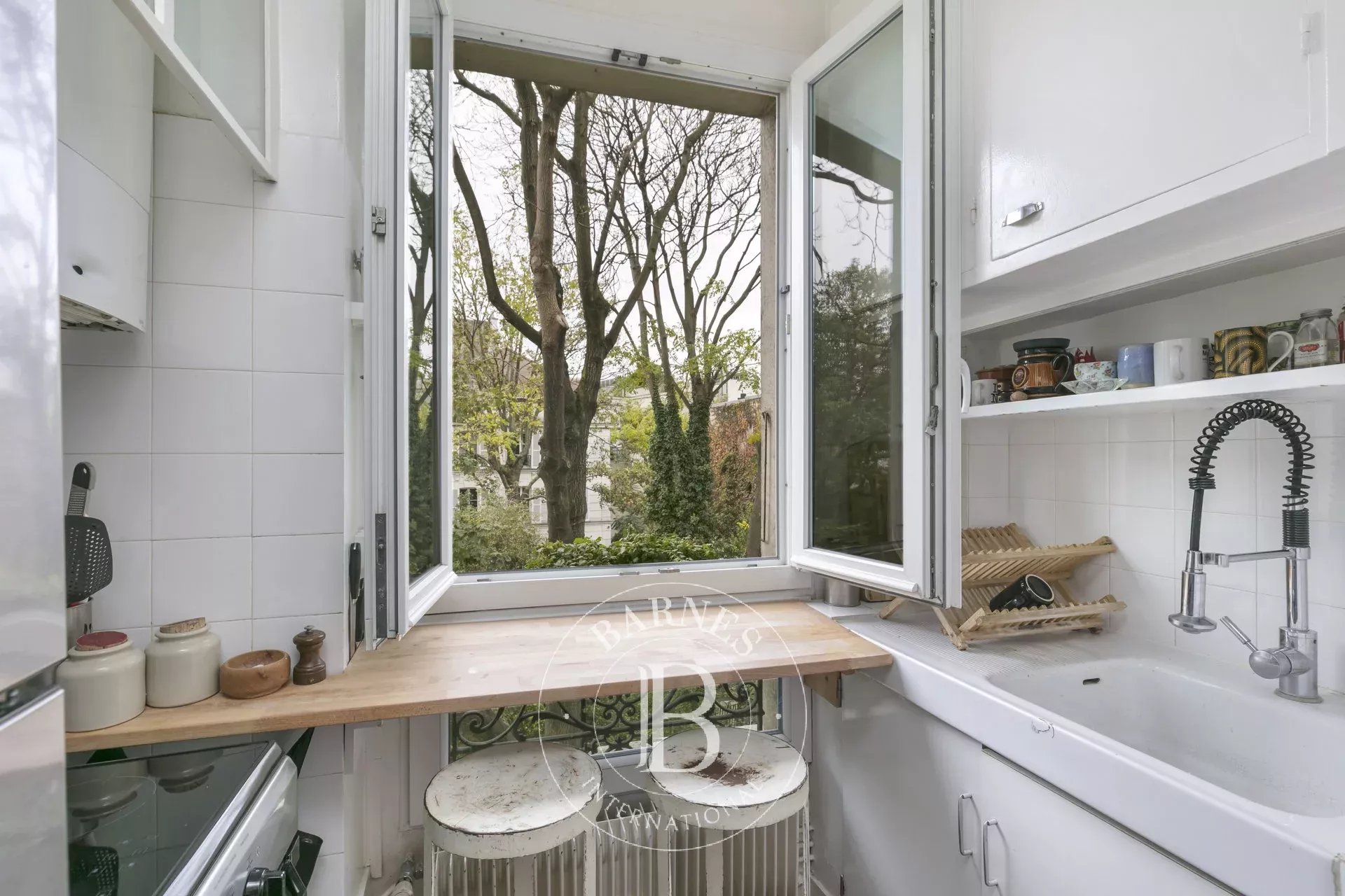 Daire Paris 18ème - picture 14