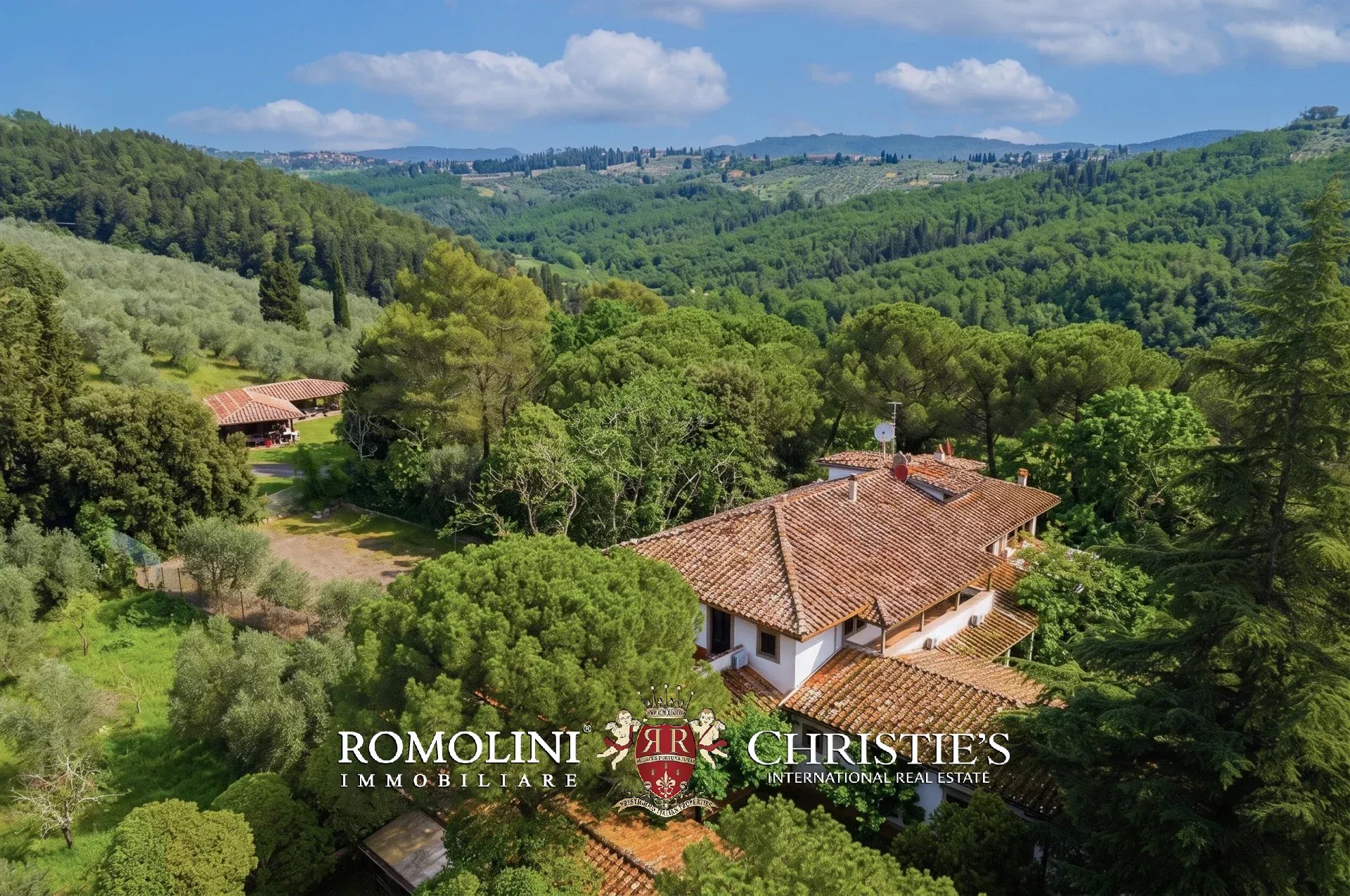 7 Bedroom Villa/Townhouse's Image 22