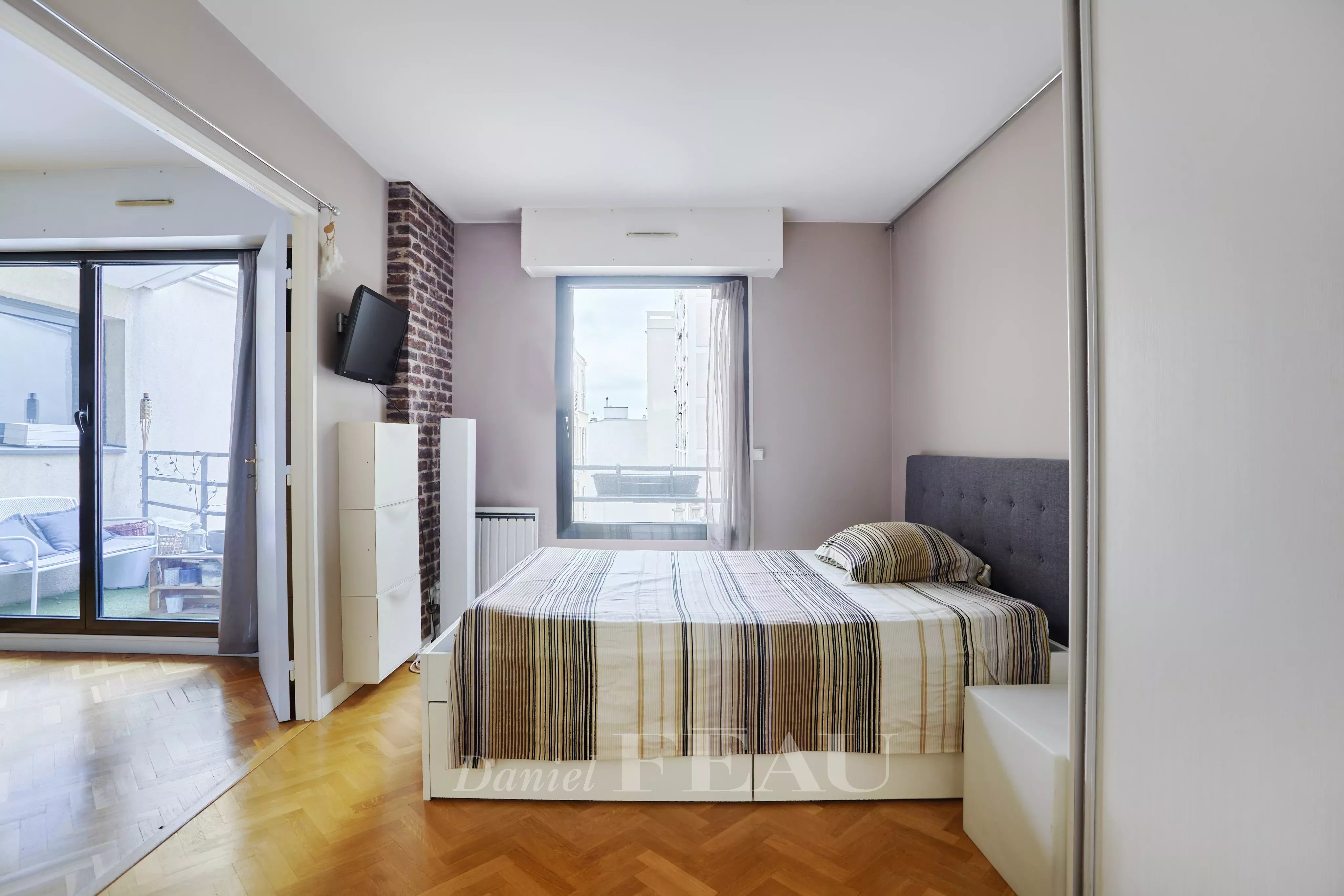 Sale Apartment Paris 13th
