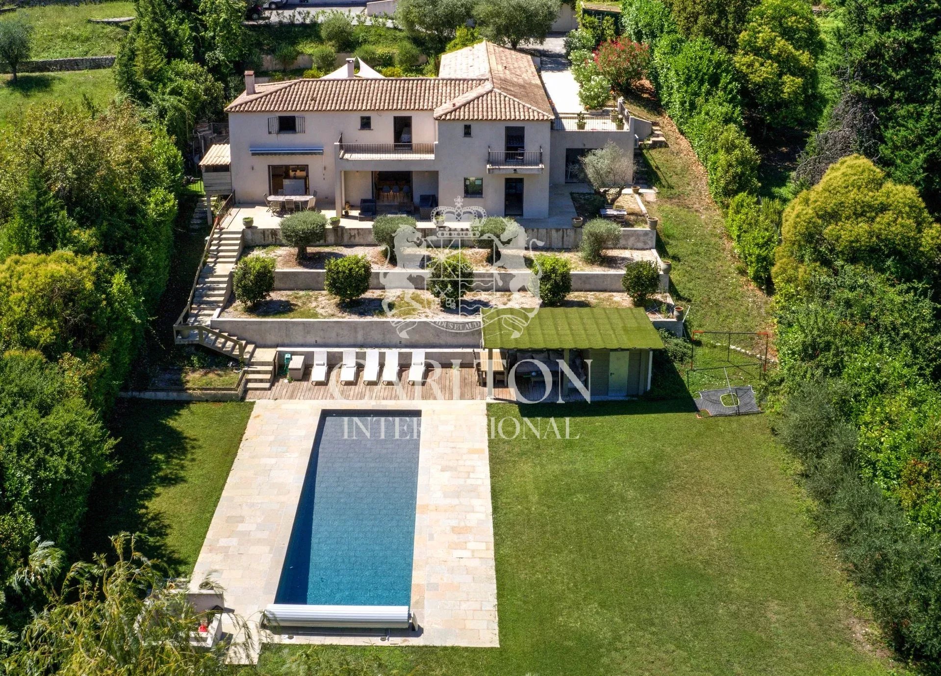 Sole agent – Modern Villa with Panoramic Views of the Historic Village of Saint-Paul de Vence