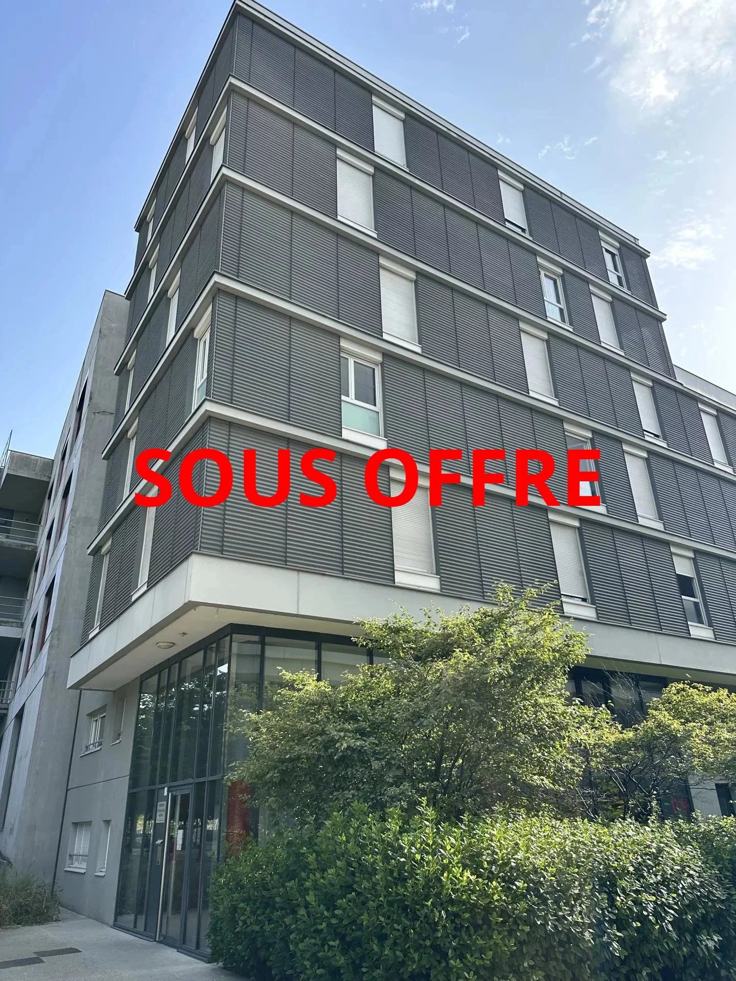 Agence immobilière de 