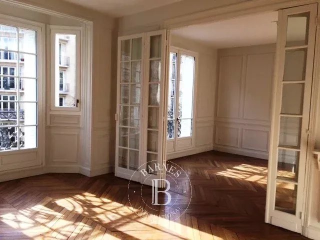 Paris  - Apartment 2 Bedrooms - picture 2