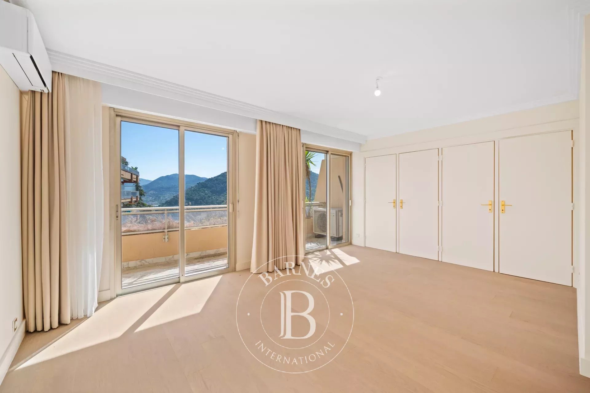 Daire Nice - picture 10