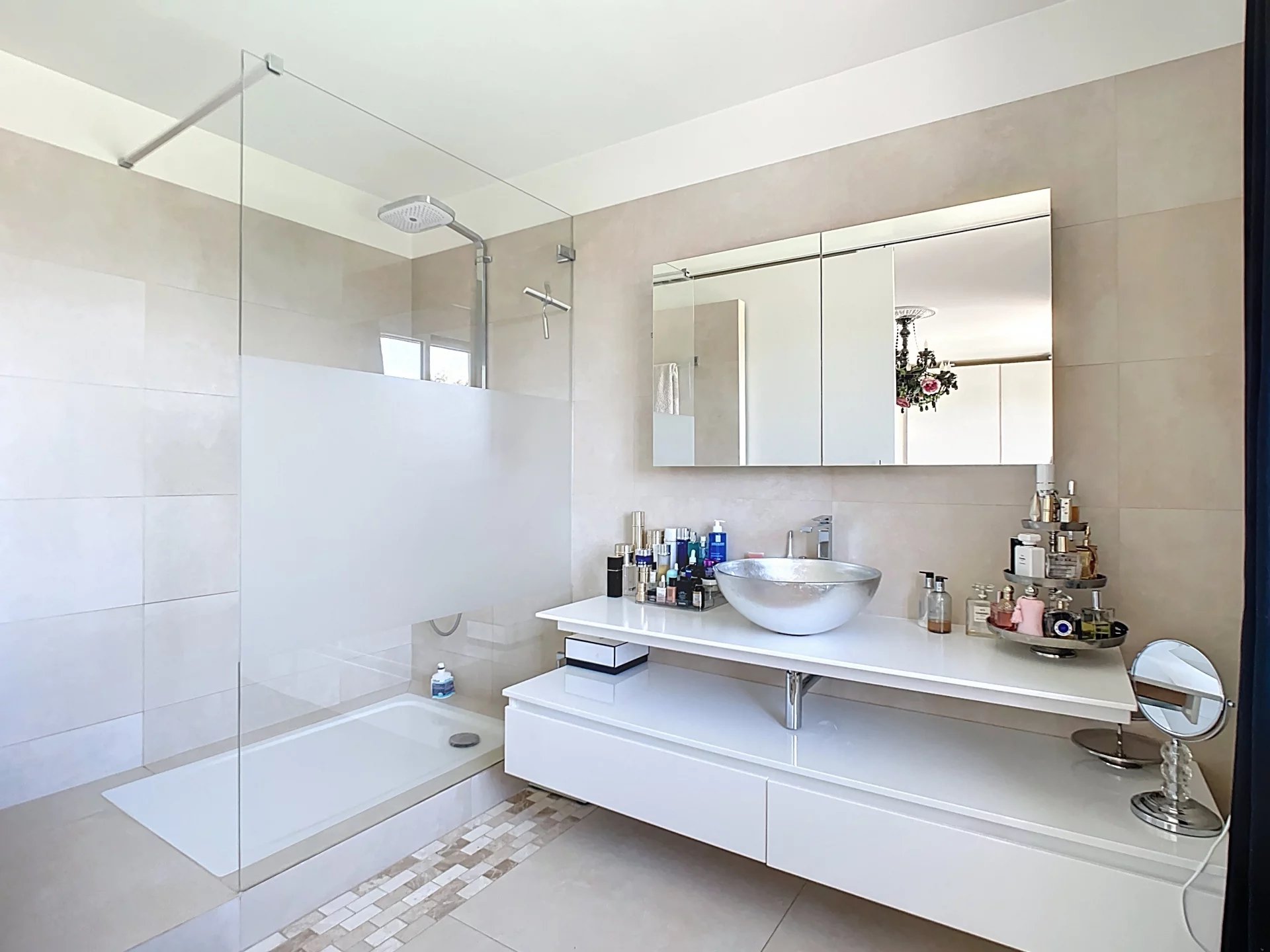 Maison individuelle ensoleillée